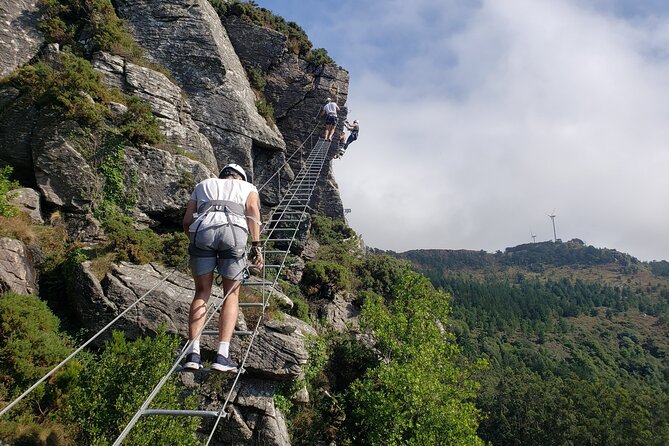 Private Climbing Experience Via ferrata Senda do Santo - The stepped suspension bridge