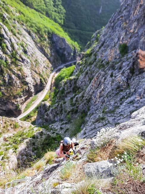 Prizren: Via Ferrata Panorama - The safety briefing is part of the experience