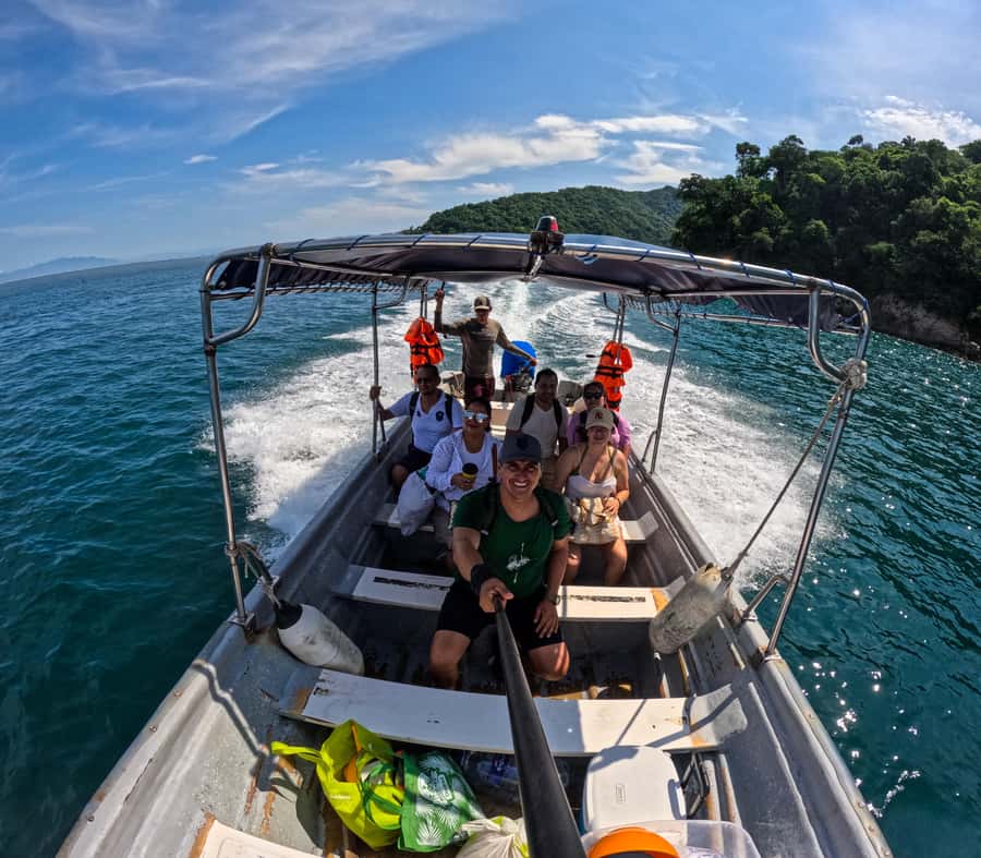 Puerto Vallarta: Hidden Beaches & Adventure Park - Lunch with your feet near the sand