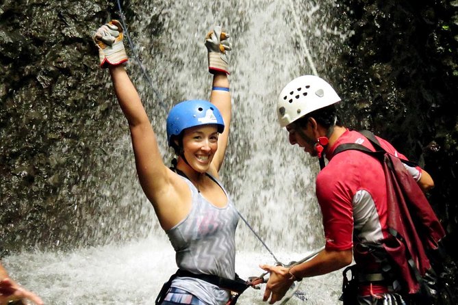 Pure Trek Canyoning & White Water Rafting in La Fortuna - 7:00 a.m. pickup and the ride to Pure Trek