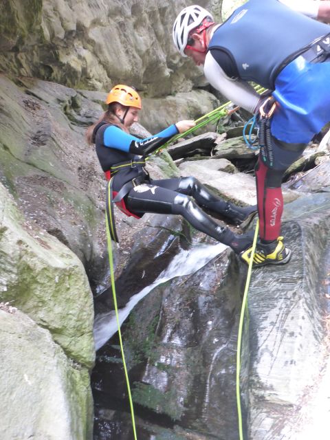 Queenstown: Gibbston Valley Half-Day Canyoning Adventure - Who should book this canyoning trip?