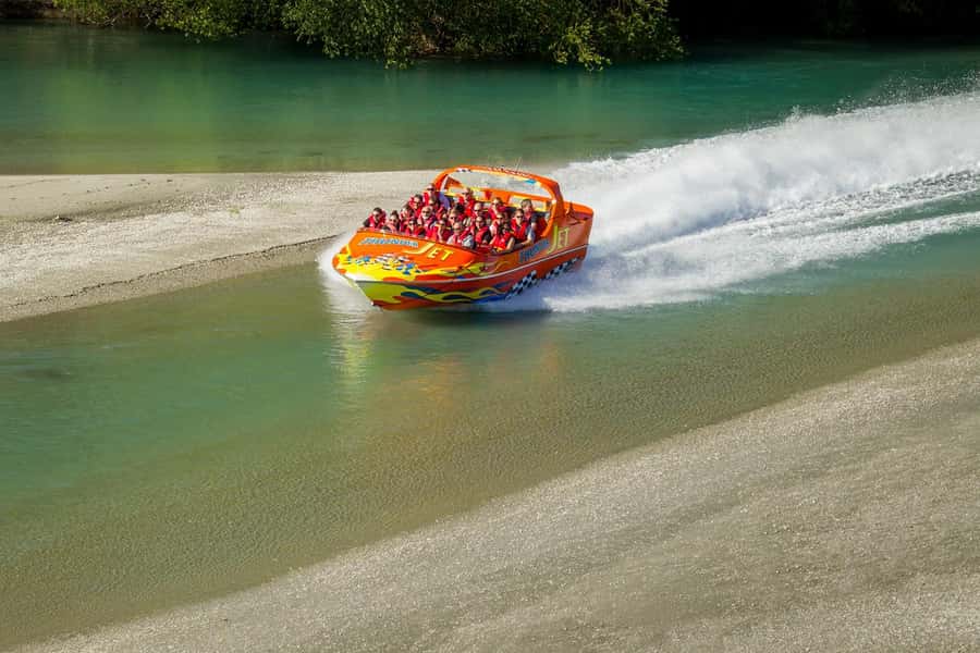 Queenstown: Jet Boat Adventure with Thunder Jet - What kind of Queenstown experience is this?