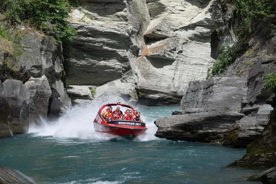 Queenstown: Shotover River Extreme Jet Boat Experience - From Queenstown to the canyon base