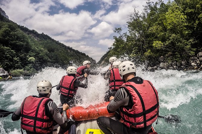 Rafting Adrenalin 7km - A short but lively run on the Tara