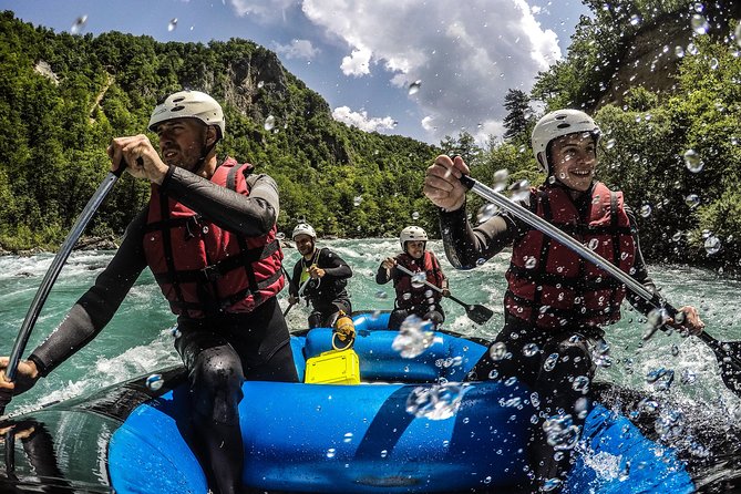 Rafting Adrenalin 7km - Camp Grab and the border crossing