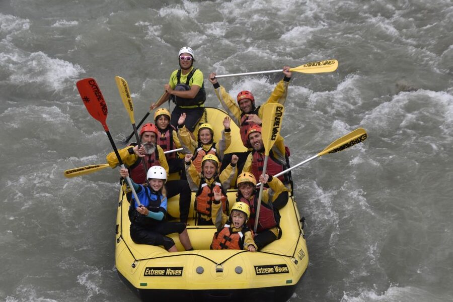 Rafting Classic, with Extreme Waves - The opening kilometers on the Noce River