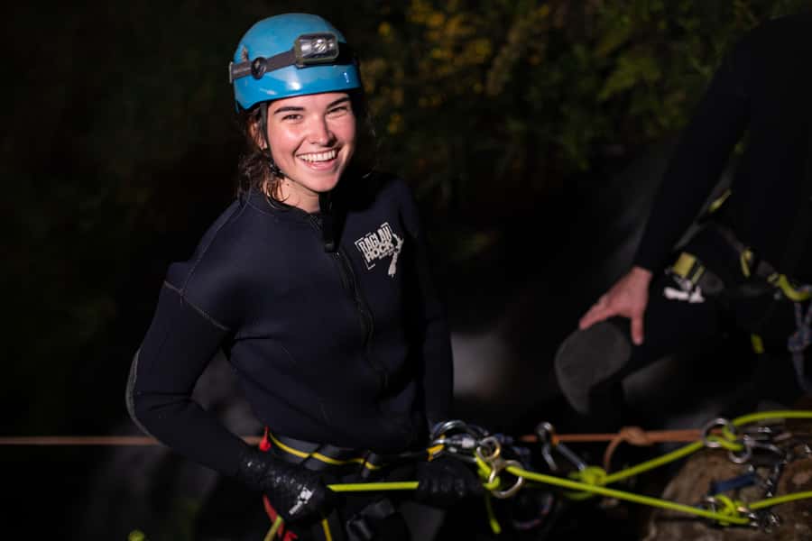 Raglan: Sunset Canyoning Tour and Glowworm Experience - The glowworm pause