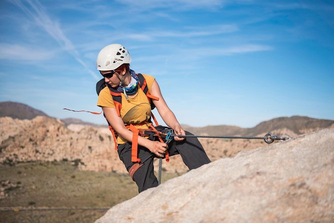 Rappelling Adventure in Joshua Tree National Park (4 Hours) - Gear, safety, and the first briefing