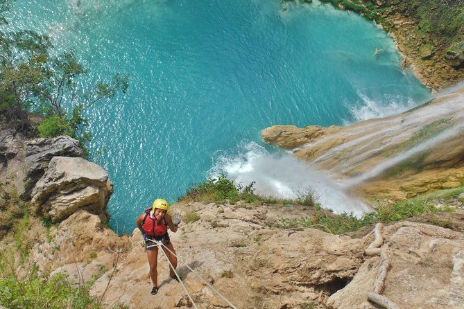 Rappelling beside Minas Viejas and Micos Waterfall - Key points to know before booking