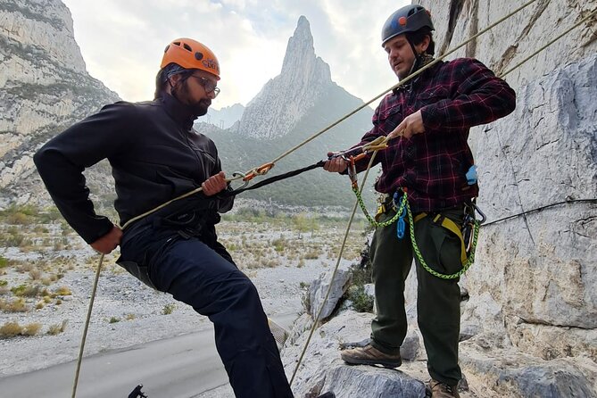 Rappelling Class, an Exciting Experience - Booking timing, group size, and flexibility