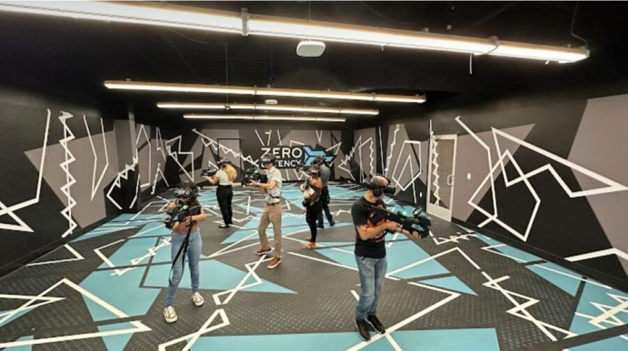 Reno: Zero Latency Extreme Virtual Reality Experience Ticket - Getting ready with the headset and controller