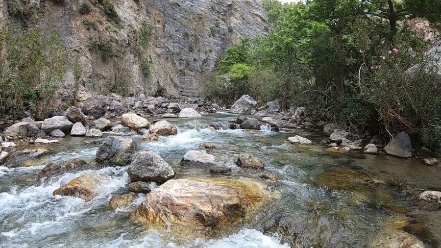 Rethymno: Canyoning Tour in the Kourtaliotiko Gorge - Jumps, swimming, and time in the river pools