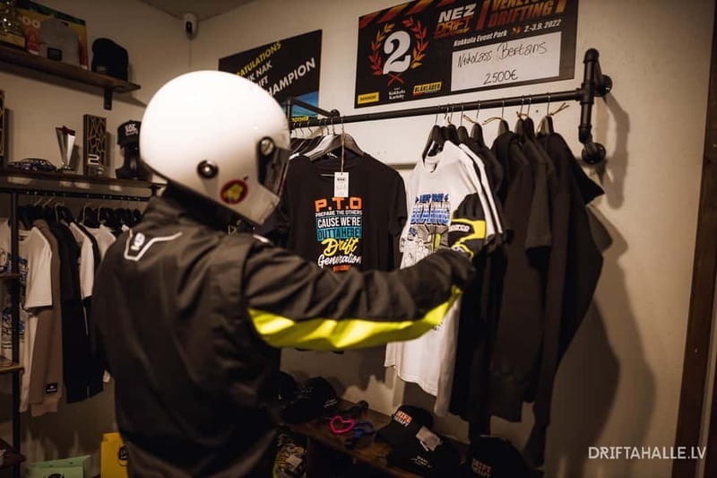 Riga | Drifta Halle: Extreme 20 minute ride on a drift trike - What the electric trikes are like