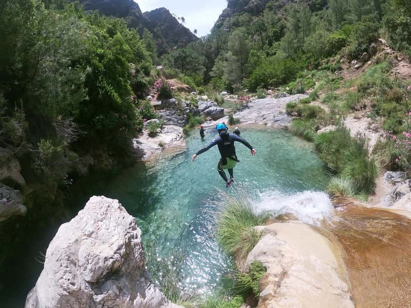 Río Verde from Granada: Canyoning experience. - The Abseiling Sections Require Attention