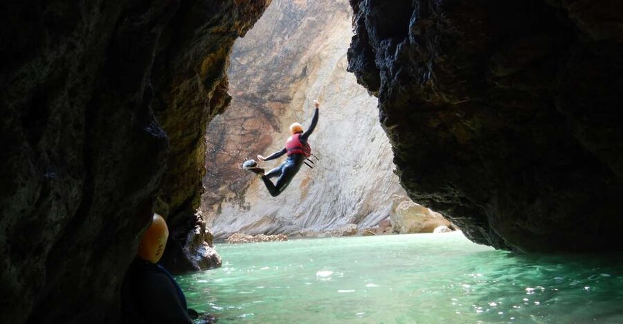 Sagres: Coasteering - Swimming, Cliff Jump & Rock Climbing - Starting with rock, water, and smaller jumps