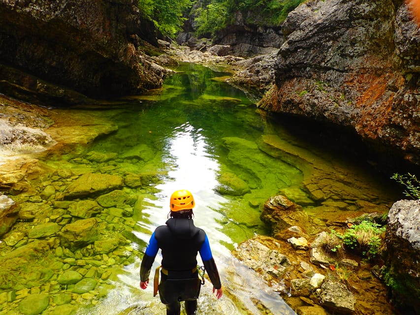 Salzburg: 4-Hour Guided Canyoning Trip for Beginners - The safety briefing sets the tone