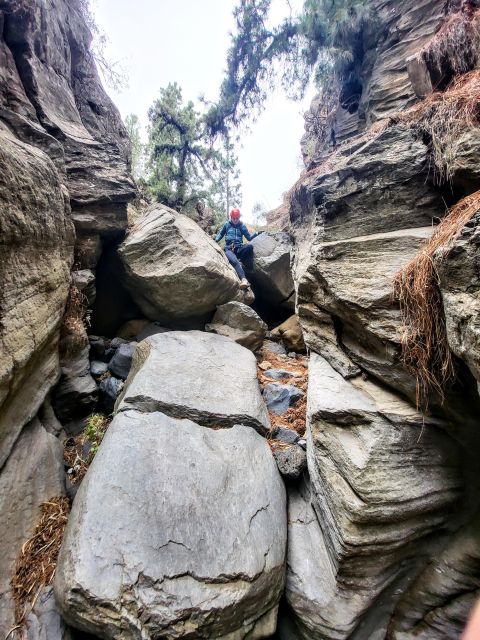 Santa Cruz de Tenerife: Vilaflor Canyoning Tour - A route that adjusts without splitting the group