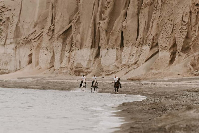 Santorini: Extreme Horse Safari with Beach Gallop - The cliff-top view over the Caldera