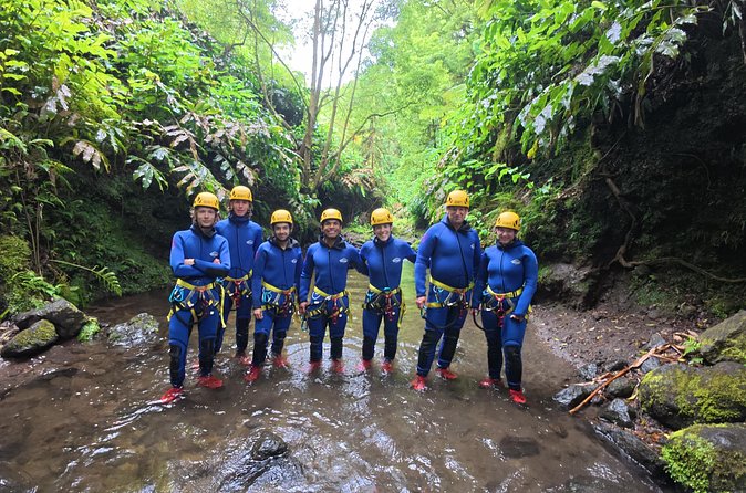 São Miguel Canyoning in the Natural Park DA Ribeira dos Caldeirões - Who should choose this experience