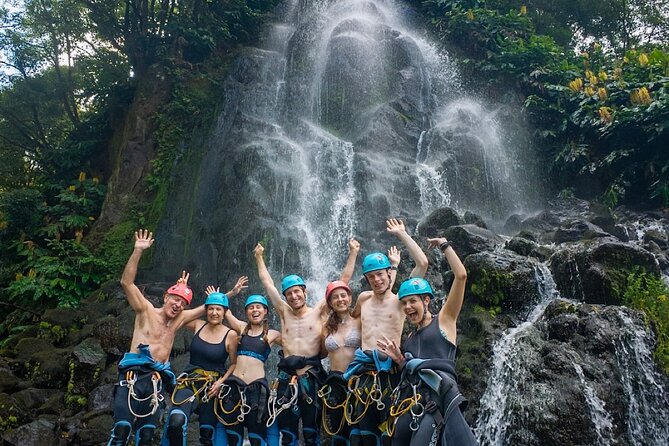 São Miguel : Level 1 Canyoning in Ribeira dos Caldeirões, Azores - A three-hour outing with a manageable rhythm