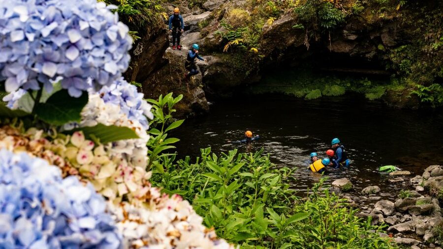 Sao Miguel: Ribeira dos Caldeiroes Canyoning Experience - Why the small group makes a difference
