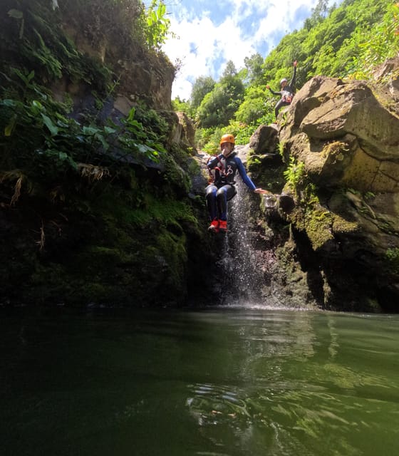 São Miguel: WaterPark Canyoning Ribeira dos Caldeirões - Is the two-and-a-half-hour duration good value?