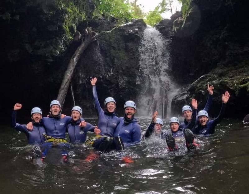 São Miguel: WaterPark Canyoning Ribeira dos Caldeirões - Walking into the park before the water work begins