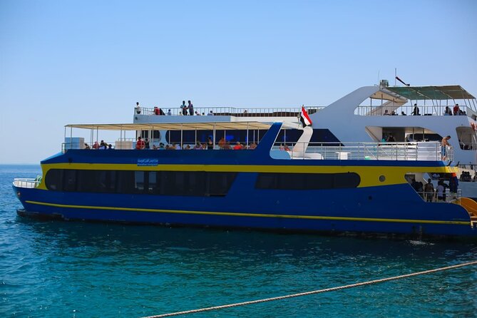 Semi Submarine Snorkeling & Fly Parasailing Adrenaline-Hurghada - The 30-minute snorkeling stop