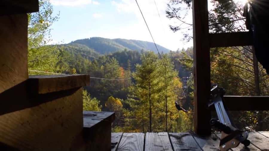 Sevierville: Extreme Mountain Zip Lining Adventure - What the Guides Add to the Experience