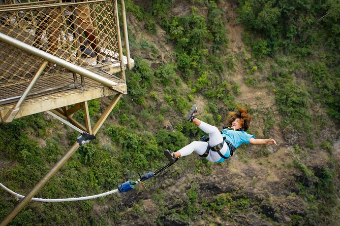 Shearwater Bungee Jump Victoria Falls Bridge - Who should book this jump?