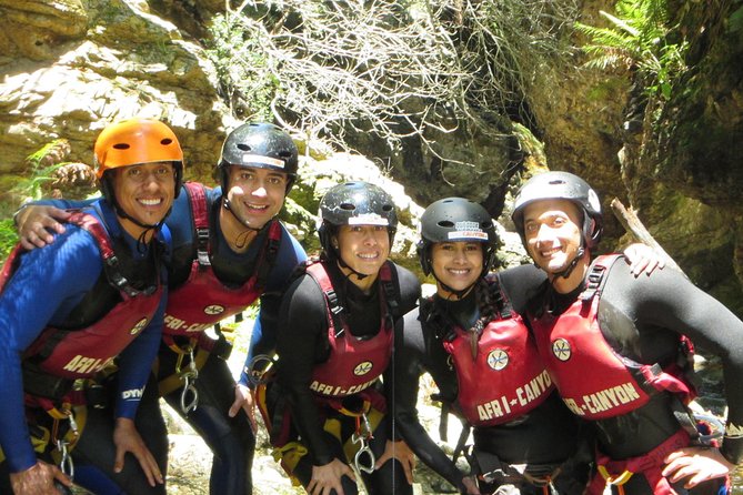 Short Canyoning Trip in The Crags - The river confluence and your first big choice