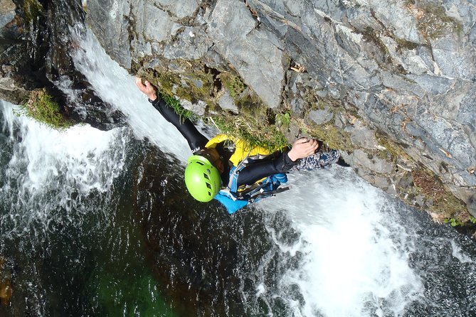 Shower Climbing/Shower Trekking/Canyoning in Takayama (Half day tour) - The three-hour route, from changing to climbing