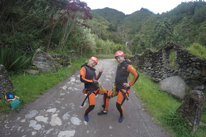 Small-Group Canyoning Experience in Baños de Agua Santa - Key points at a glance