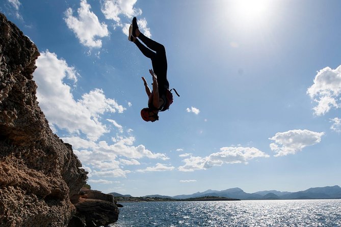 Small-Group Cliff Jumping Experience in Mallorca - Guides who set the tone