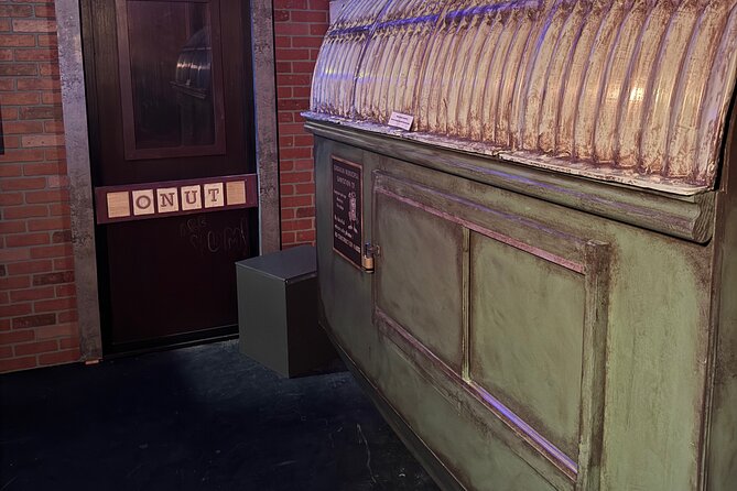 Society Zero Pawn Shop Escape Room at Extreme Escape San Antonio - Getting to 434 N Loop 1604 W