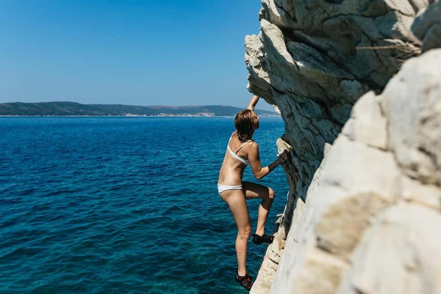Split: Cliff Jumping & Deep Water Solo Tour - What the guides add to the experience