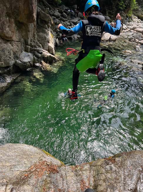 Squamish: Canyoning with Professional Canyon Guides - The morning skills session makes the first rappel less intimidating