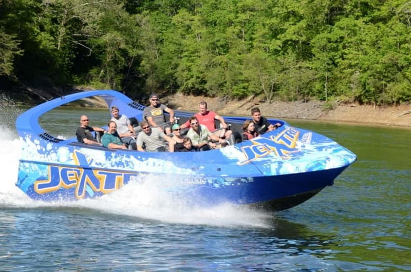 St. Julian's: Jet Boat Ride - Finding Sun and Fun Water Sports near the Corinthia Verdi Hotel