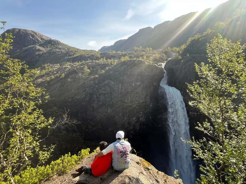 Stavanger: Månafossen Waterfall and Via Ferrata Bouldering - Who should book this Stavanger day trip?