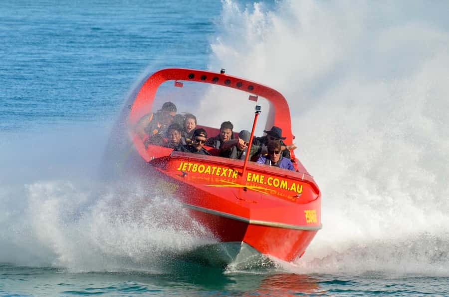 Surfer's Paradise: Jetboat Ride and Surf Lesson - Moving five minutes to Surfers Paradise beach