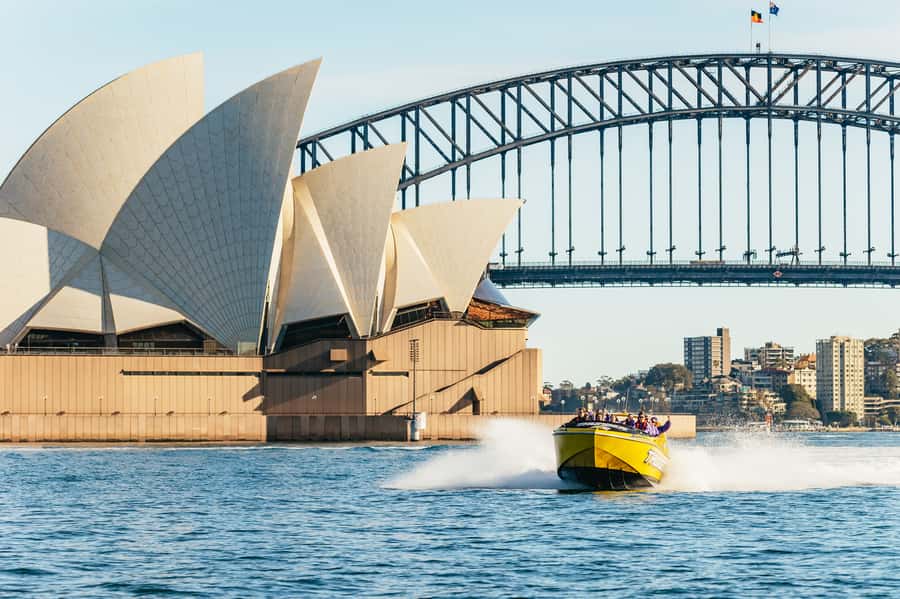 Sydney Harbour: Thunder Thrill Jet Boat Ride - From Circular Quay to Sydney Heads