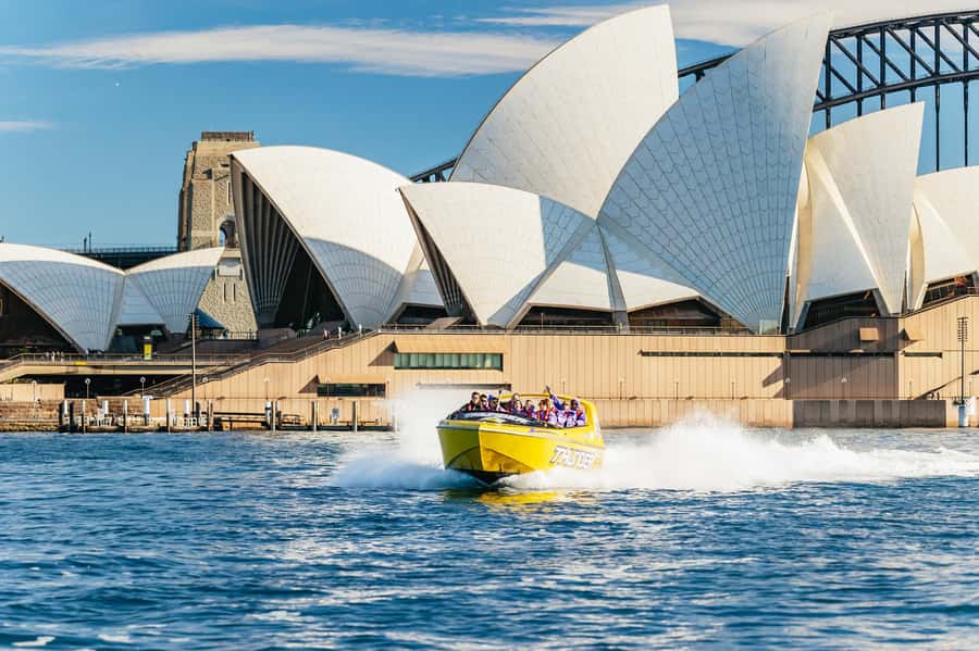 Sydney Harbour: Thunder Thrill Jet Boat Ride - How wet will you get?