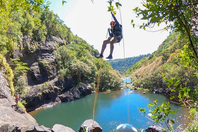 Tamarind Falls Abseiling - The essential facts at a glance