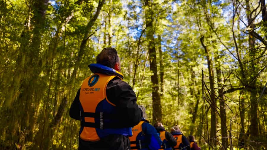 Te Anau: River Jet Boat and Bike Ride Tour with Local Guide - Key points to know before booking