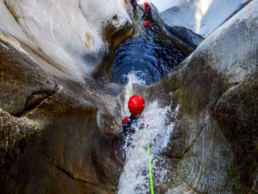 Tessin: Fantastic Canyoning Tour Boggera - The Walk Back and the Post-Trip Apero