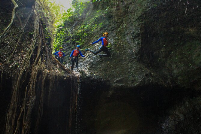 The Hidden Gorgeous Canyoning | Aling Canyon - Guide support and first-time canyoning