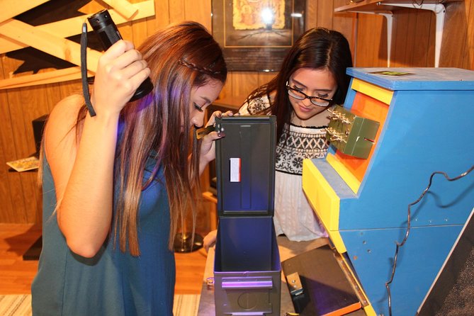 The Other Side: Paranormal Theme Escape Room by Extreme Escape San Antonio - A paranormal story with a real job to do