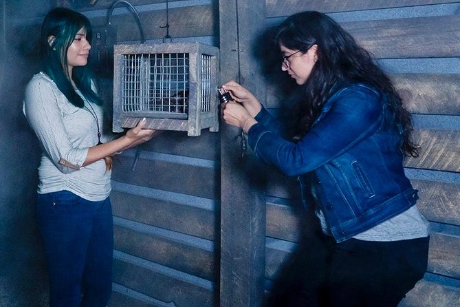 Trapped Below: Underground Escape Room Adventure at Extreme Escape San Antonio - Puzzles, Props, and the Need for Patience