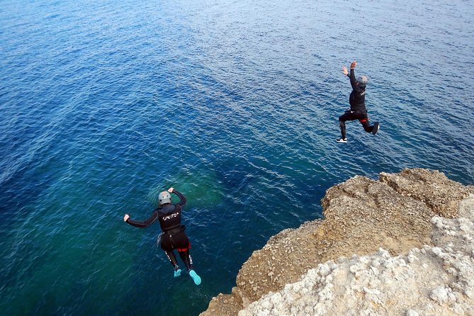 Try adventure, try coasteering - North coast - Abseiling with a licensed guide