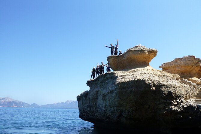 Try adventure, try coasteering - North coast - Why the group size improves the experience